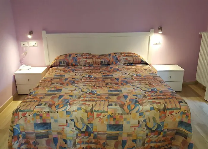 Отель Etrusca Марина-ди-Кампо