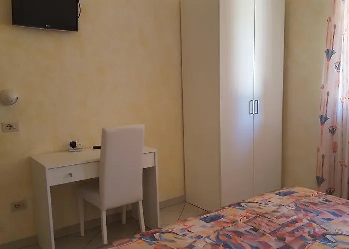 Etrusca Отель Марина-ди-Кампо